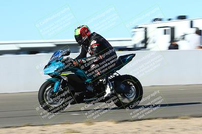 media/Jan-09-2022-SoCal Trackdays (Sun) [[2b1fec8404]]/Front Straight Speed Shots (1pm)/